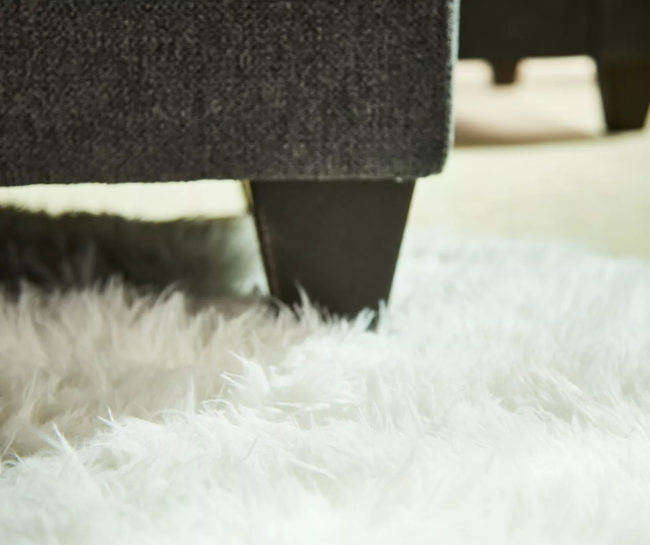 Broyhill Tripoli Slate Sectional & Ottoman Set 7 Broyhill Tripoli Slate Sectional & Ottoman Set - Image 7